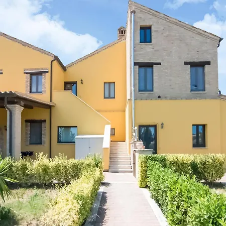Near Assisi With Pool And Hot Tub Apartmán *