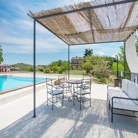Near Assisi With Pool And Hot Tub San Benedetto del Tronto