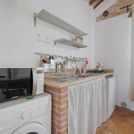 Apartmán Near Assisi With Pool And Hot Tub