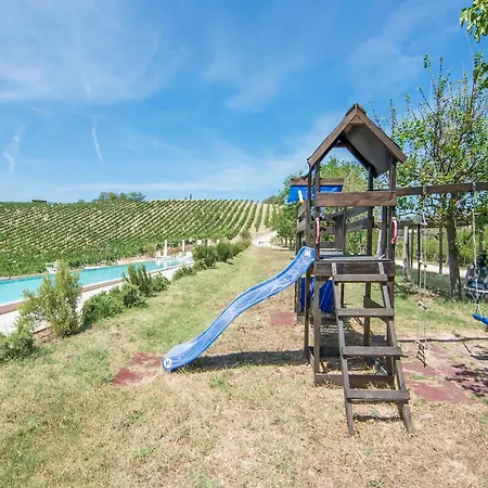 Near Assisi With Pool And Hot Tub Apartment *